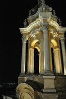 basílica di superga en Turín a noche foto