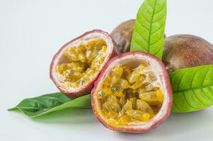 passion fruit with green leaves photo