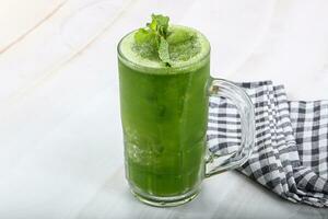 Mint, basil, spinach smoothie detox photo