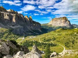 parque natural Puez odle Italia dolomitas verano excursionismo foto