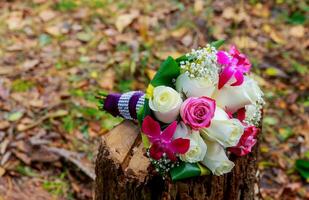 boda ramo de novia de rosas foto