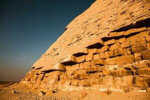 famoso egipcio pirámides de giza. paisaje en Egipto. pirámide en desierto. África. preguntarse de el mundo foto