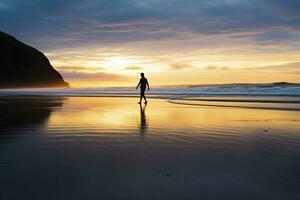 ai generado un persona caminando en el playa a puesta de sol. ai generado. foto