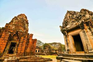 el restos de un antiguo templo en Tailandia foto