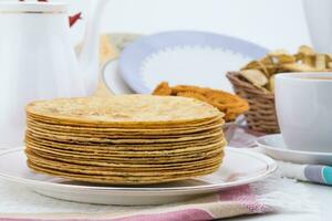 indio Khakhra es un tradicional gujarati bocadillo foto