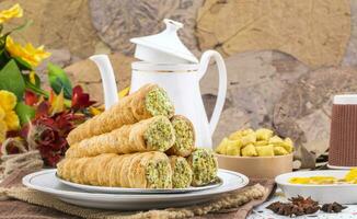 indio dulce panadería comida soplo rodar con crema foto