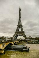 La torre Eiffel en París, Francia foto