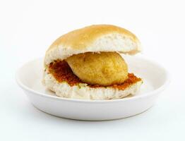 indio famoso calle comida vada pav es un vegetariano rápido comida plato desde Maharashtra foto