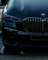 minsk, bielorrusia, noviembre 29, 2023 - lujo BMW X 7 7 foto