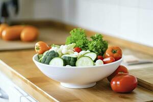 ai generado cocina todavía vida con blanco cuenco de lavado vegetales en de madera escritorio. ai generado foto