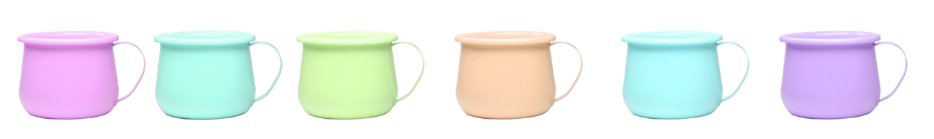verzameling van oud zink koffie cups in divers kleuren Aan een wit achtergrond. kleurrijk kop geïsoleerd Aan wit achtergrond png