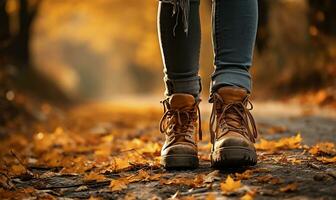 ai generado un mujer caminando mediante otoño naturaleza foto