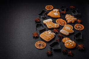 Delicious gingerbread cookies with honey, ginger and cinnamon photo