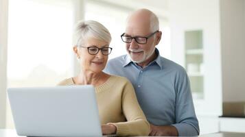 ai generado un más viejo Pareja sentado juntos, enfocado en un ordenador portátil pantalla, comprometido en un en línea actividad. generativo ai foto