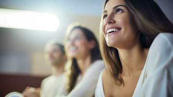 ai generado un sonriente mujer con su amigos en un habitación. generativo ai foto