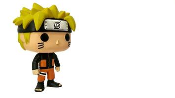 Jacarta, Indonesia en noviembre 20, 2023. funko popular vinilo figura nuevo desde Reino Unido articulo naruto uzumaki foto