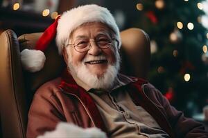 ai generado retrato de sonriente mayor hombre en Papa Noel sombrero sentado en Sillón a hogar foto