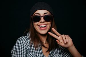 hipster Adolescente niña con gorro sombrero foto