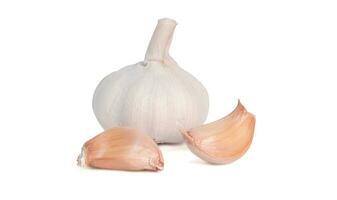 organic Raw garlic, garlic cloves isolated on white background, with clipping path photo