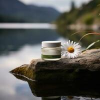 ai generado el natural blanco y verde ojo crema con margaritas y agua y flores en un estante en frente de un lago, foto