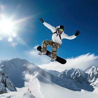 ai generado un snowboarder ejecutando un truco en aire, con el cubierto de nieve montaña en el antecedentes foto