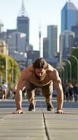 ai generado un hombre haciendo Lagartijas en un ciudad calle, con un ocupado urbano ajuste detrás él foto