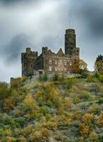 castillo maús en el rin río foto