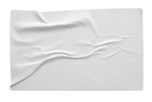 Etiqueta adhesiva de papel aislado sobre fondo blanco. foto