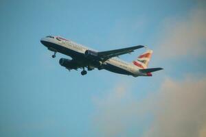 London in the UK on 5 November 2023. An aeroplane approaching London's Heathrow AirportLondo photo