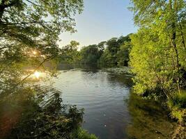 un ver de blake mero lago cerca ellesmere en Shropshire foto