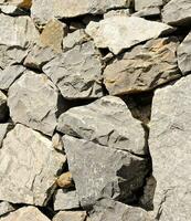 un pila de rocas ese son apilado juntos foto