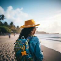 ai generado un fotografía de viajero o mochilero en el playa con un muchos estilo y muchos ángulo foto