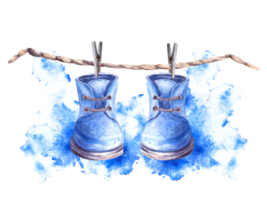 baby blauw slofjes, schoenen met Kledinglijn en kleren haringen tegen een achtergrond van waterverf vlekken. het is een jongen. geschilderd illustratie voor baby verjaardag, pasgeboren, geslacht onthullen partij png