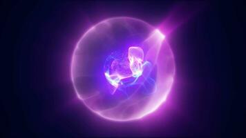 energi lila blå magi sfär, trogen runda avancerad boll ljus lysande atom tillverkad av elektricitet, bakgrund video
