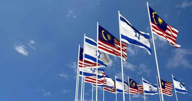 malaysia och Israel flaggor vinka tillsammans i de himmel, sömlös slinga i vind, Plats på vänster sida för design eller information, 3d tolkning video