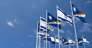 marshall isole e Israele bandiere agitando insieme nel il cielo, senza soluzione di continuità ciclo continuo nel vento, spazio su sinistra lato per design o informazione, 3d interpretazione video