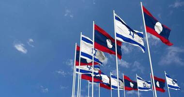 laos och Israel flaggor vinka tillsammans i de himmel, sömlös slinga i vind, Plats på vänster sida för design eller information, 3d tolkning video