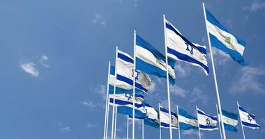 nicaragua och Israel flaggor vinka tillsammans i de himmel, sömlös slinga i vind, Plats på vänster sida för design eller information, 3d tolkning video