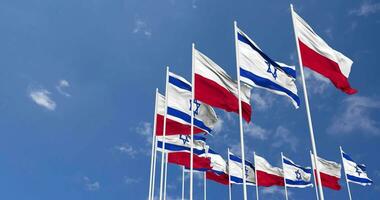polen och Israel flaggor vinka tillsammans i de himmel, sömlös slinga i vind, Plats på vänster sida för design eller information, 3d tolkning video