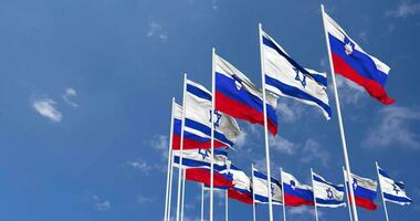 slovenien och Israel flaggor vinka tillsammans i de himmel, sömlös slinga i vind, Plats på vänster sida för design eller information, 3d tolkning video