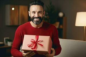 ai generado hombre participación Navidad regalo caja a hogar. foto