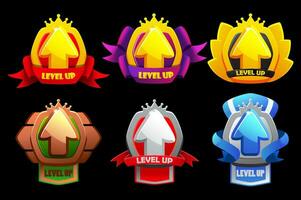 nivel arriba premios ui juego Insignia iconos medallas conjunto vector imágenes para un 2d juego.