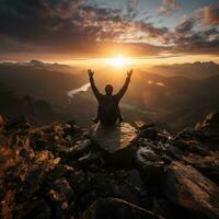 ai generado persona en cima de la colina un realista imagen de noche alegría y atardecer, generativo ai foto