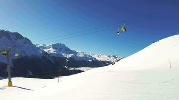 ski liften in ski toevlucht video