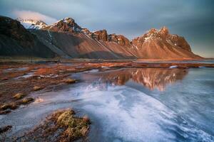 vestrahorn montaña en el Stokksnes península, hofn, Islandia foto