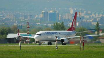 Turco le compagnie aeree boeing 737 pronto per decollare video