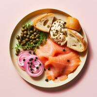 ai generado un plato de ahumado salmón, crema queso, y rosquilla con alcaparras y rojo cebolla foto