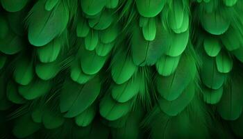 ai generado detallado digital Arte de verde plumas textura antecedentes exhibiendo grande pájaro plumas foto