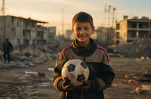 ai generado un chico sonrisas y sostiene un fútbol pelota en frente un ciudad foto