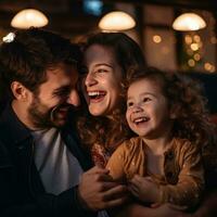 ai generado un joven familia de tres, con un bebé en el del padre brazos, acecho un comedia espectáculo en televisión foto